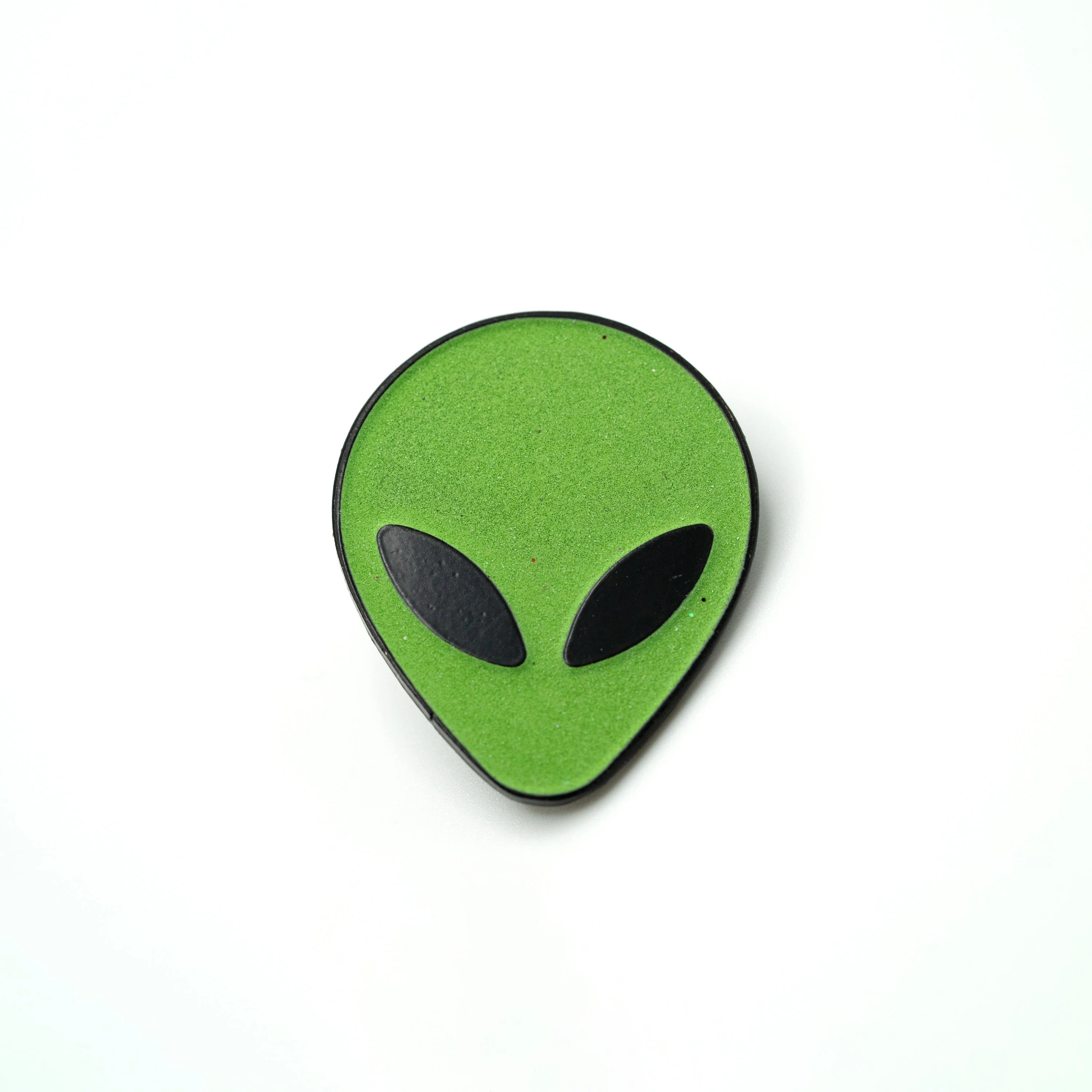 Alien Head Glow In The Dark Enamel Pin - Image 3